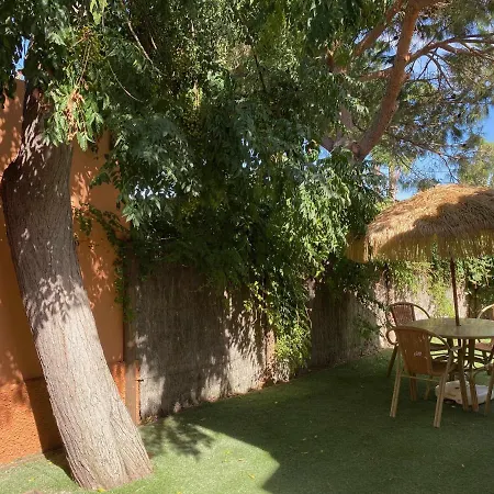 Casabungalow En Complejo Turistico Con Jardin Pr * Cadiz