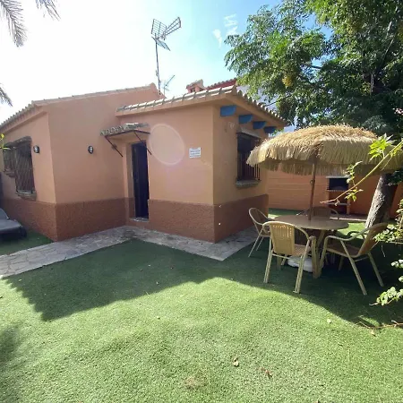 Casa de Férias Casabungalow En Complejo Turístico Con Jardín Privado Y Piscina Compartida Cádis