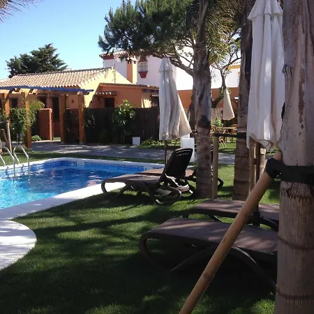 Casabungalow En Complejo Turístico Con Jardín Privado Y Piscina Compartida Casa de Férias *